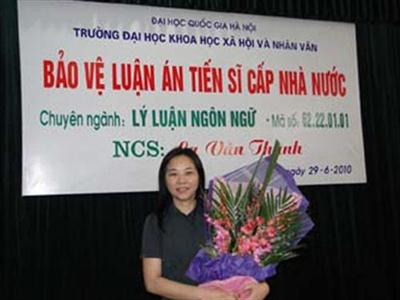 Nghiên cứu sinh Trung Quốc đầu tiên bảo vệ thành công luận án tiến sĩ ngôn ngữ học tại Việt Nam